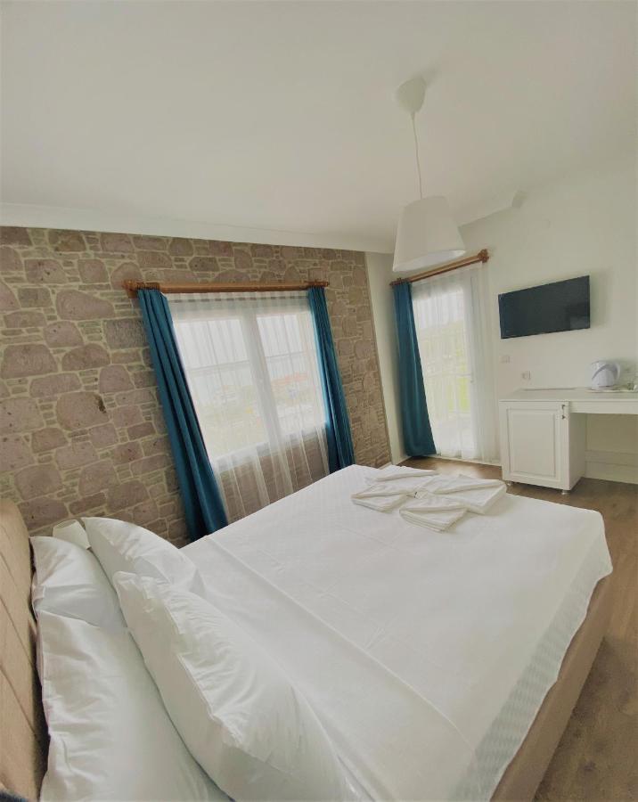 Cunda Kordon Otel Ayvalı エクステリア 写真